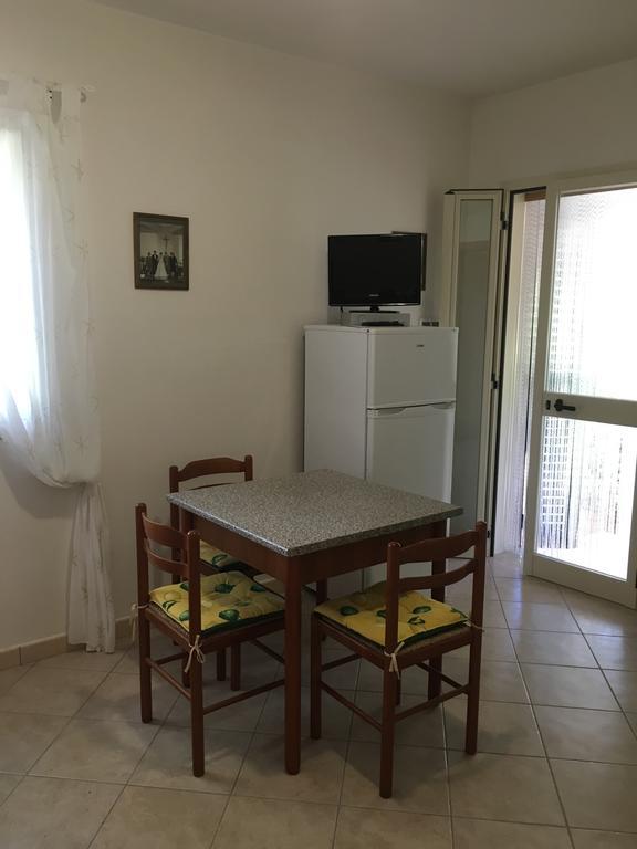 Villa Monica Appartamenti Вьесте Экстерьер фото