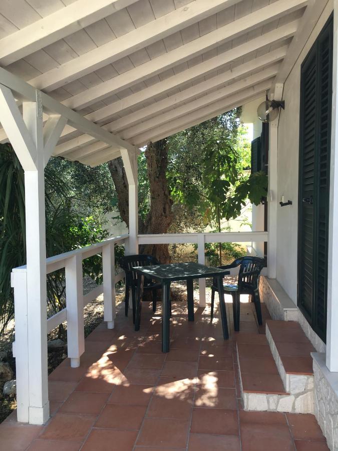 Villa Monica Appartamenti Вьесте Экстерьер фото